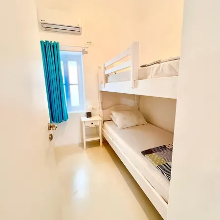 Provis Next To The Mills In بيت للعطل *