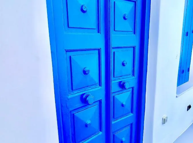 Nyaraló Provis Next To The Mills In *